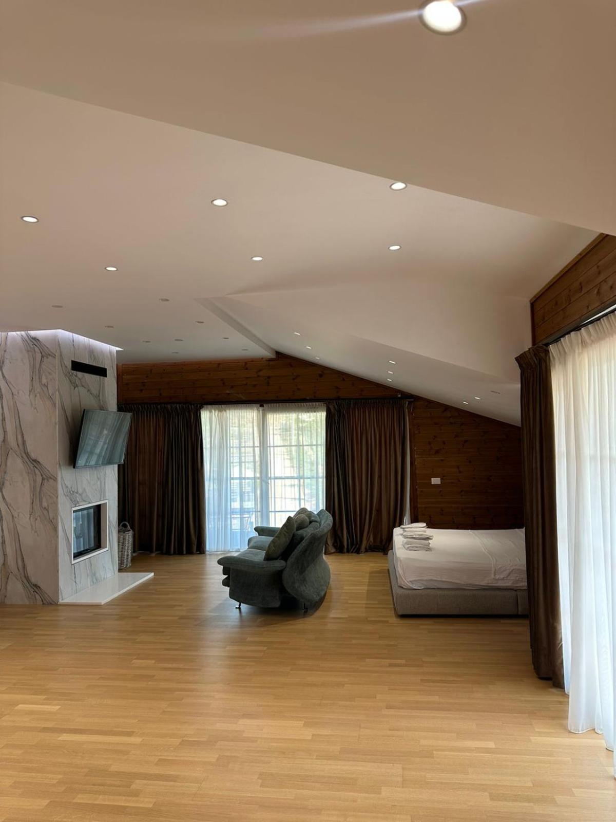 Bianca Hotel & Villa Priska e Madhe Екстериор снимка